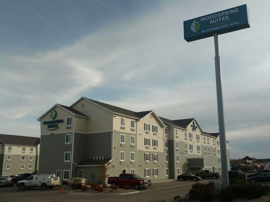 Woodspring Suites Williston Kültér fotó
